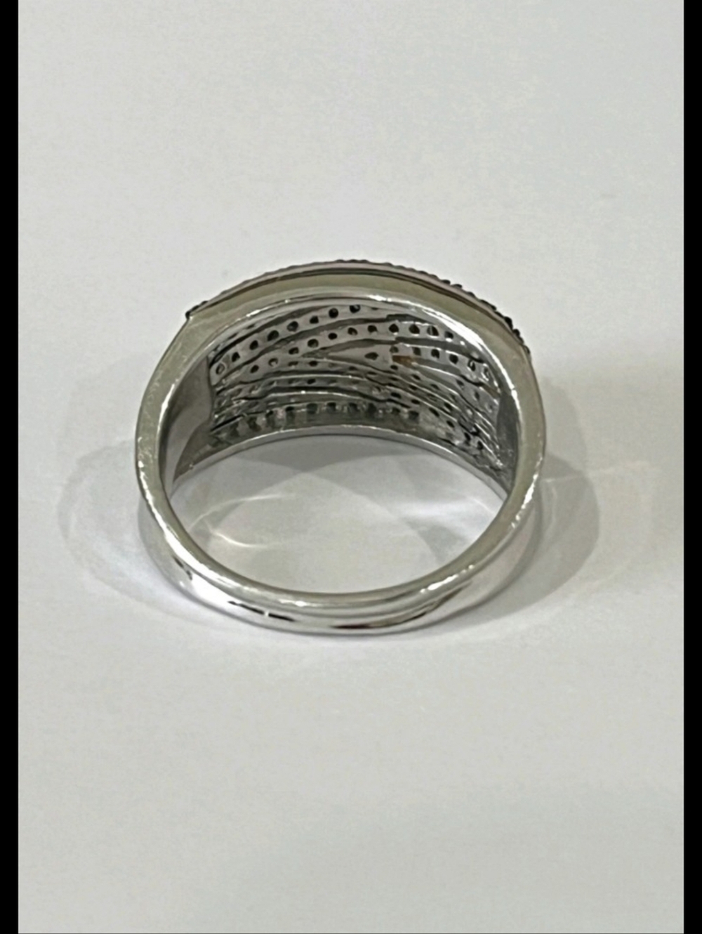 Diamond Ring - Picture 5 of 7